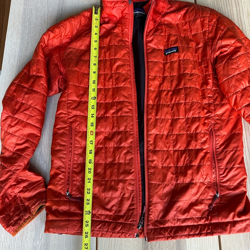 Patagonia Nanopuff jacket men’s medium orange